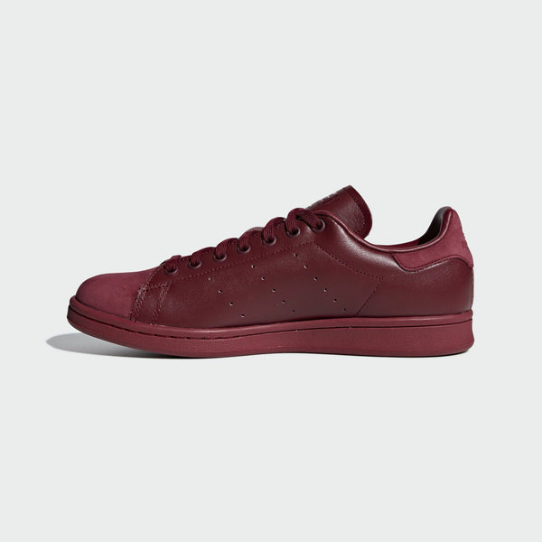 [B37920] Stan Smith