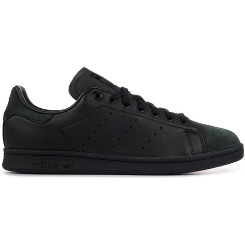 [B37922] Stan Smith