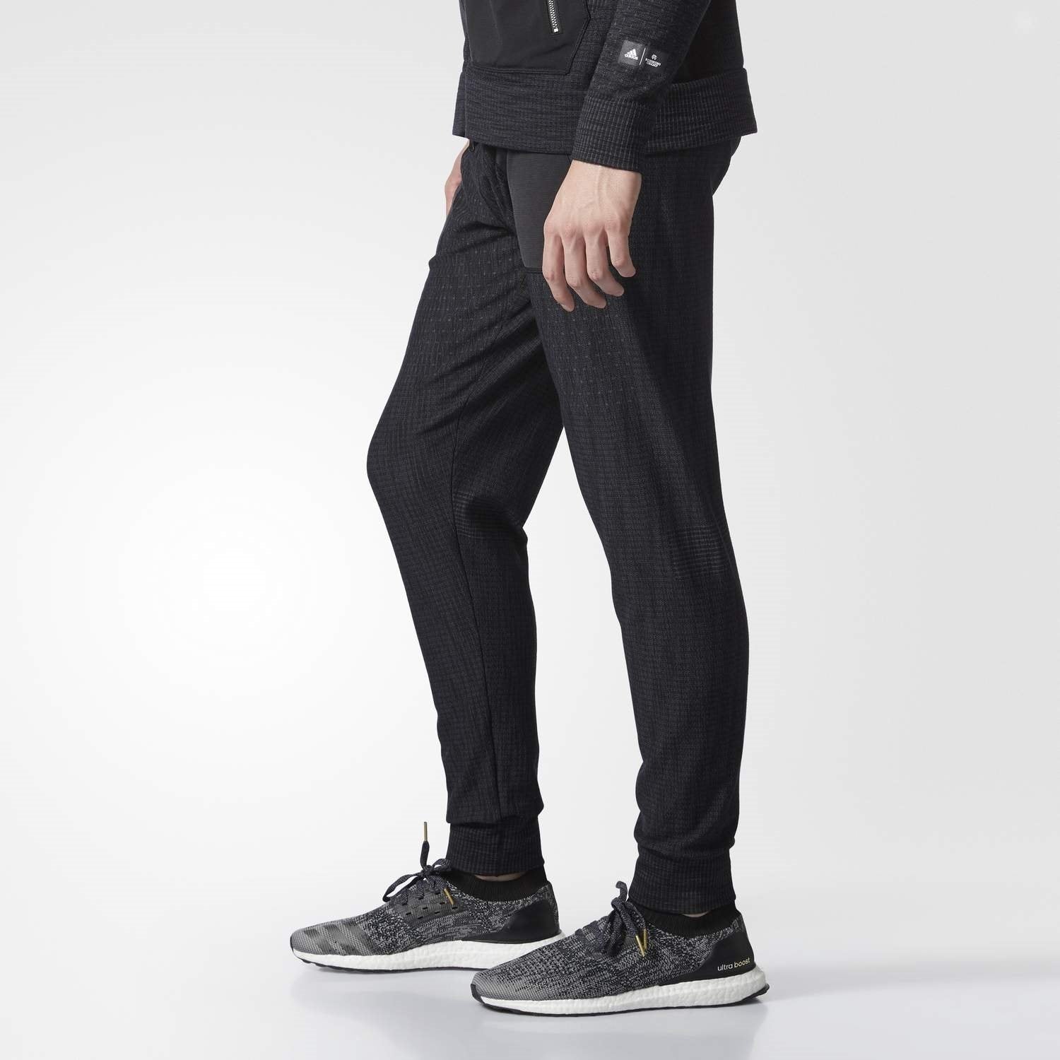 [BQ4193] Reigning Champ Primeknit Pant