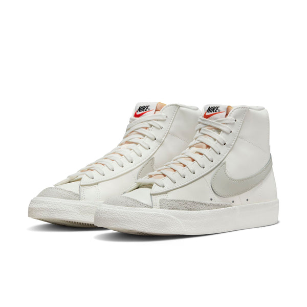 [CZ1055-120] Womens Nike BLAZER MID 77 VINTAGE 'SAIL LIGHT BONE'