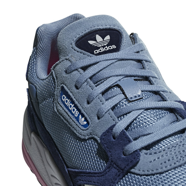 [D96699] Womens Falcon