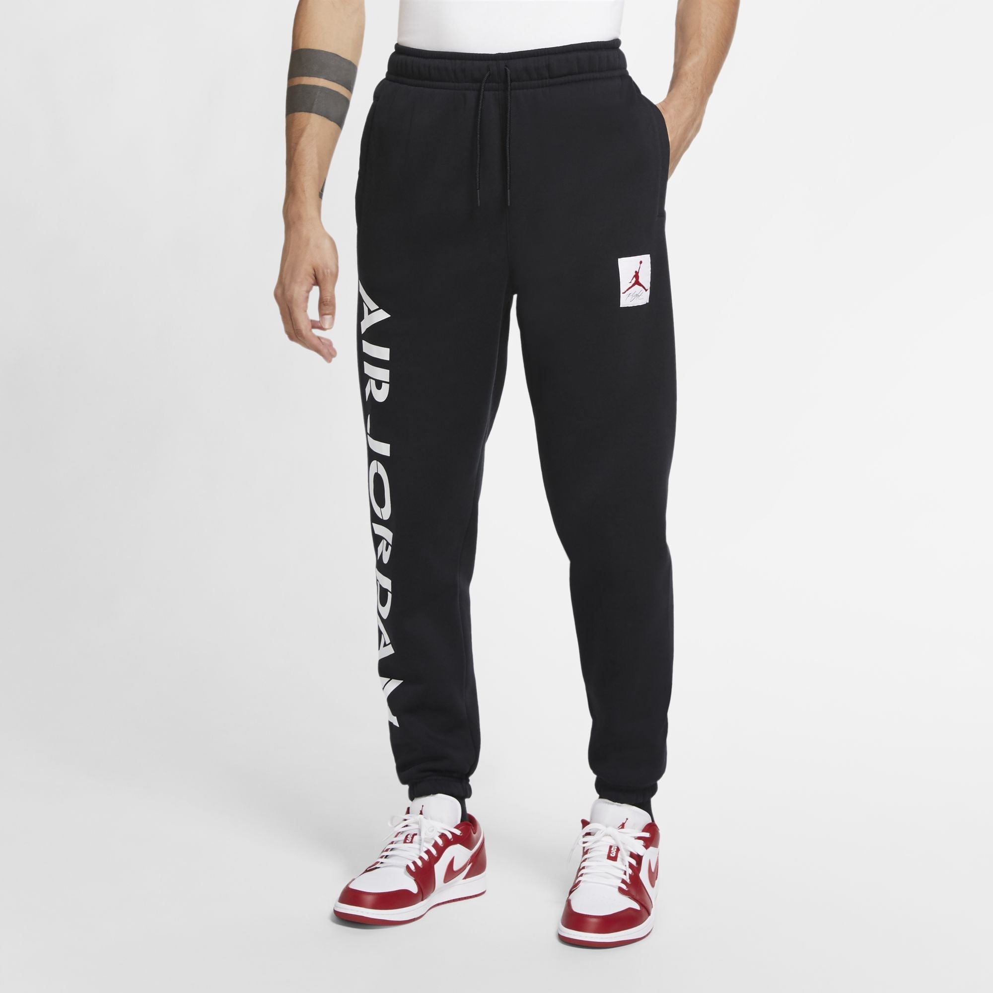 [DD0396-010] Mens Air Jordan Retro 4 Graphic Fleece Jogger Pants