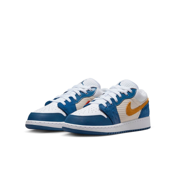 [DR6960-400] Grade School Air Jordan RETRO 1 LOW SE 'MESSY ROOM' (GS)