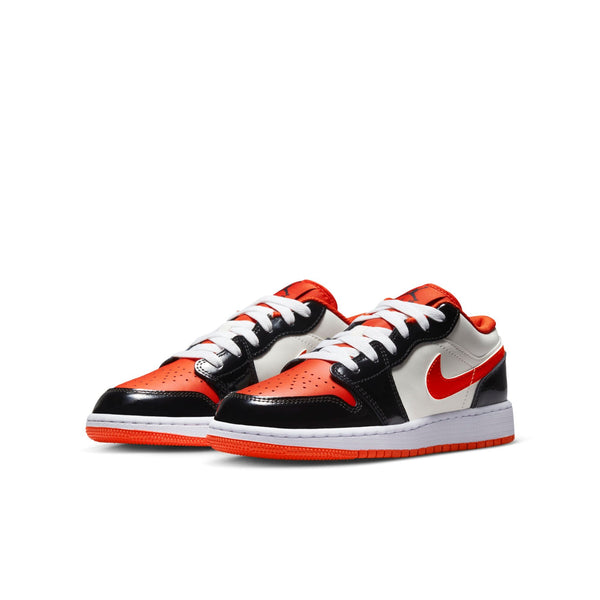 [DV1335-800] Grade School Air Jordan Retro 1 Low SE 'Halloween (2023)'