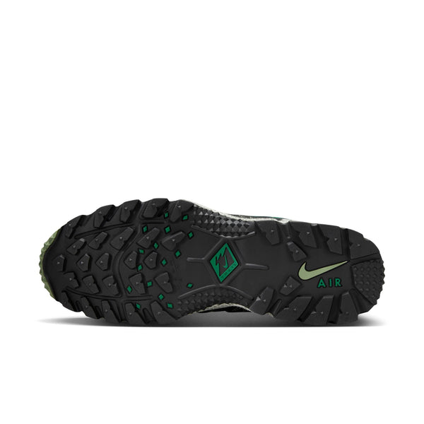 [FJ7098-301] Mens Nike AIR HUMARA QS 'OIL GREEN'