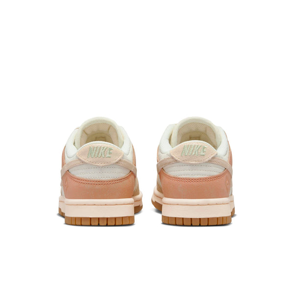 [FN7645-133] Womens Nike DUNK LOW SE 'AUSTRALIA'