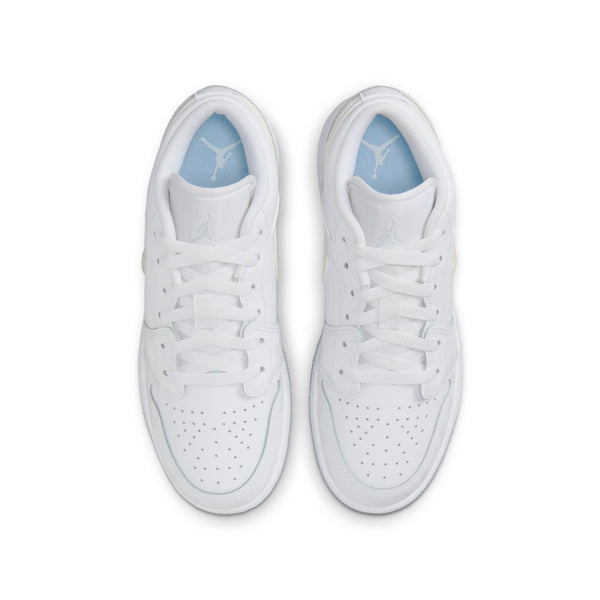 [FQ9112-100] Grade School Air Jordan Retro 1 Low SE 'Glitter Swooshes' (GS)