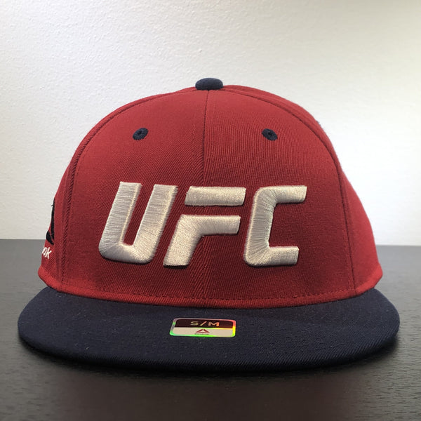 [M851Z] UFC Flexfit Hat - Red | Navy