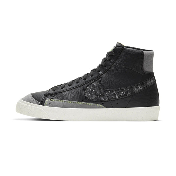 [CW6726-001] Mens Nike Blazer Mid '77