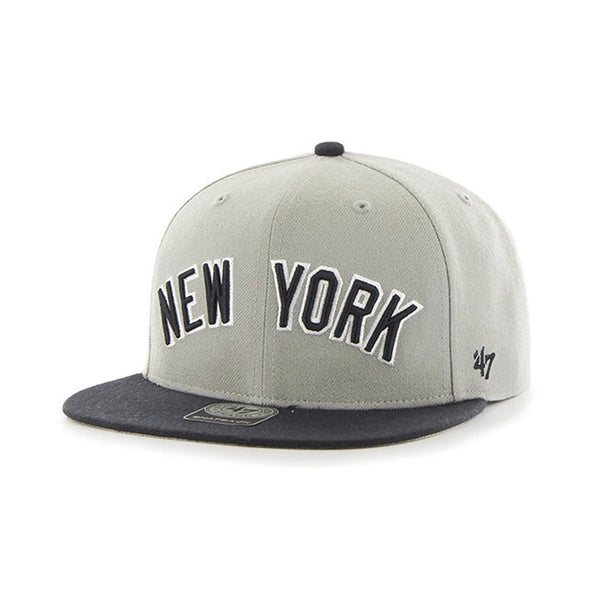 Mens 47 Brand NY Yankees Captain Snapback - Grey/Black