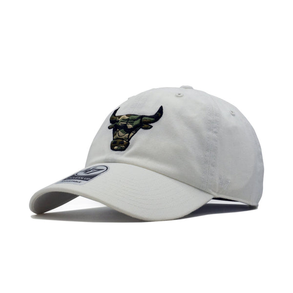 Mens 47 Brand Chicago Bulls Clean Up Strapback - White