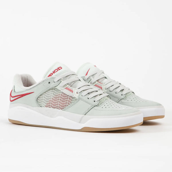 [DM0752-001] Mens Nike SB Ishod PRM