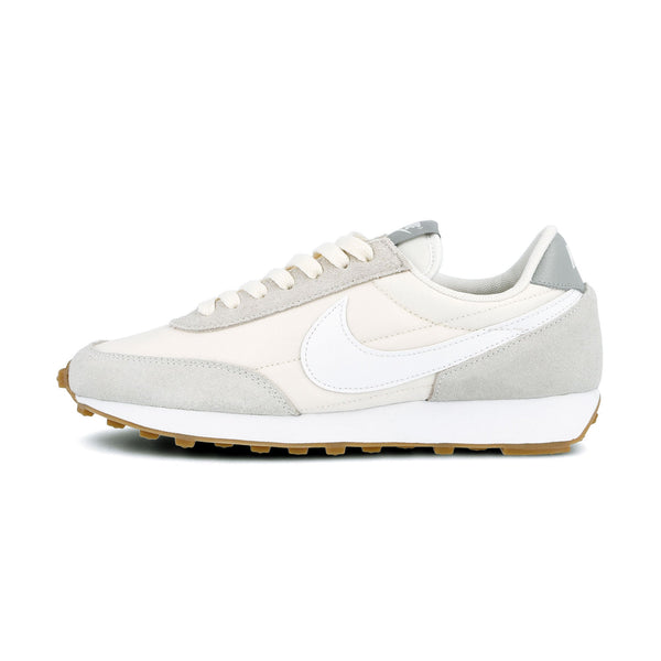 [CK2351-101] Womens Nike DBreak