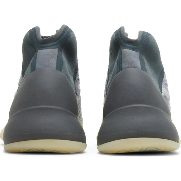 [GX6594] Mens Adidas YEEZY QNTM