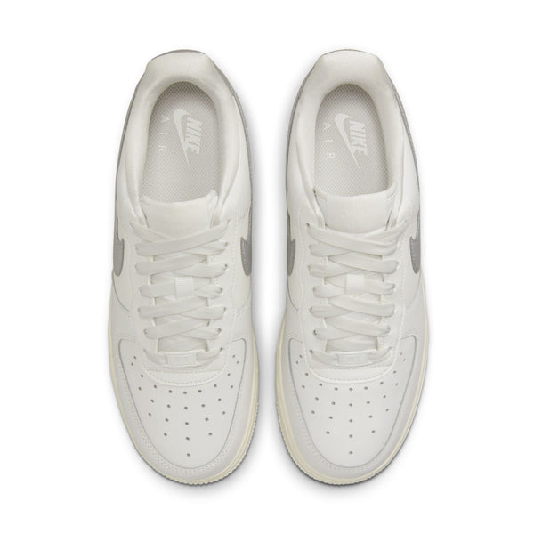 [DQ7569-100] Womens Nike AIR FORCE 1 '07 'SUMMIT WHITE SAIL WHITE METALLIC SILVER'