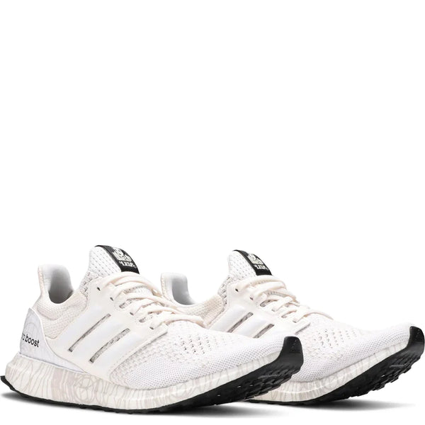 [FY3499] Mens Adidas UltraBOOST DNA X STAR WARS