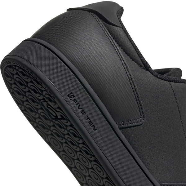 [BC0762] Mens Adidas Five Ten 5.10 District Clips