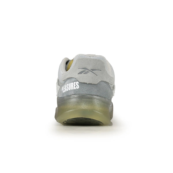 [GW2639] Mens Reebok X Pleasures Club C Legacy