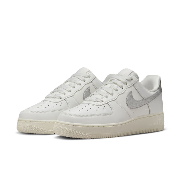 [DQ7569-100] Womens Nike AIR FORCE 1 '07 'SUMMIT WHITE SAIL WHITE METALLIC SILVER'