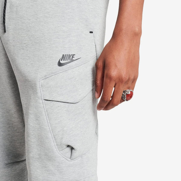 [DM6453-063] Mens Nike Sportswear Tech Fleece Utility Trousers