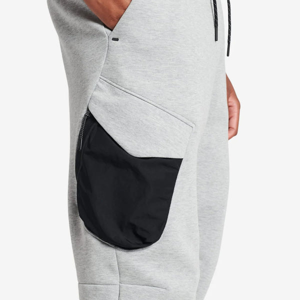 [DM6453-063] Mens Nike Sportswear Tech Fleece Utility Trousers