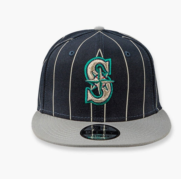 [60305526] Mens New Era MLB SEATTLE MARINERS 950 SNAPBACK 'PINSTRIPES'-NAVY/GRAY