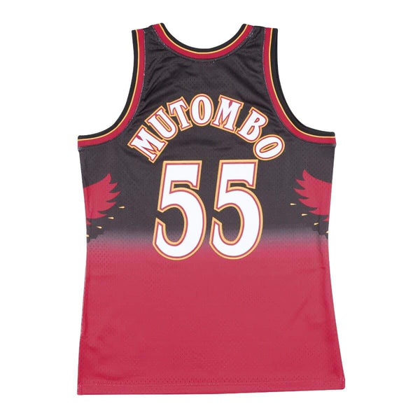 [SMJYGS18138-AHASCAR96DMO] Mens Mitchell & Ness NBA Swingman Road Jersey Hawks 96 Dikembe Mutombo