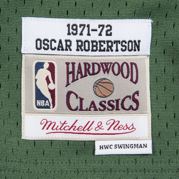 [SMJYGS18180-MBUDKGN71ORO] Mens Mitchell & Ness NBA Swingman Road Jersey Bucks 71 Oscar Robertson