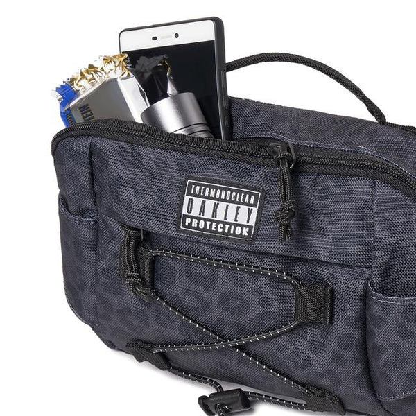 [921547-02E] Mens Oakley TNP Animalier Belt Bag Pack