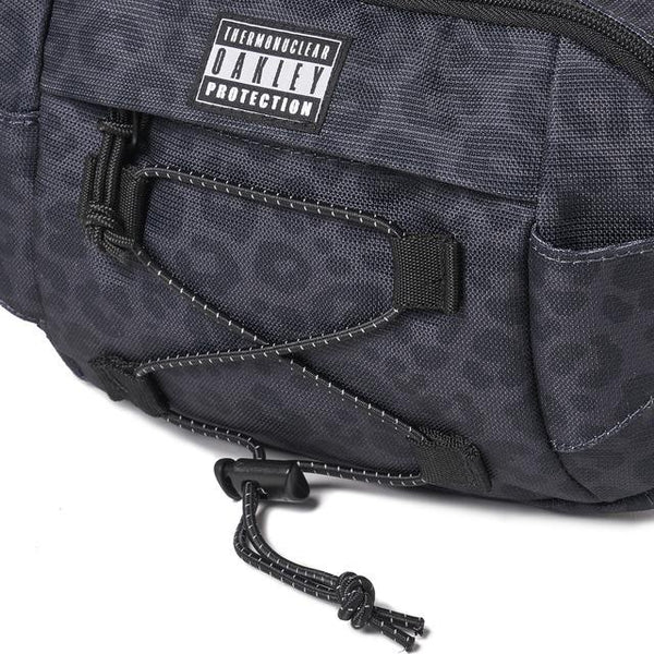 [921547-02E] Mens Oakley TNP Animalier Belt Bag Pack