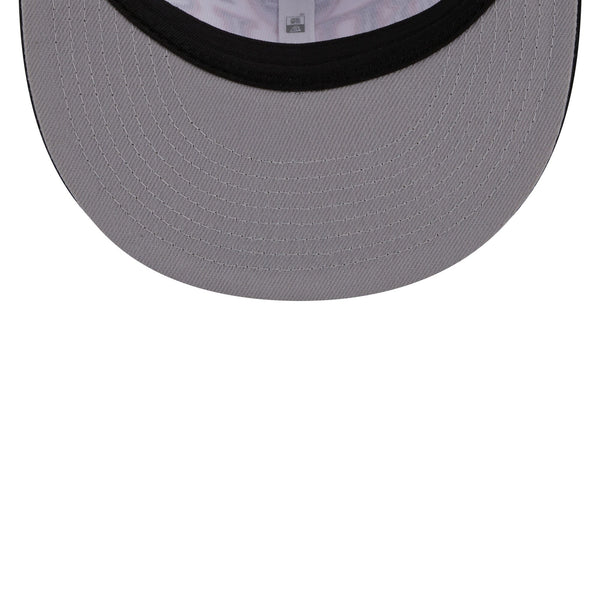 [60310259] MENS NEW ERA NBA CHICAGO BULLS 950 CREST STACK SNAPBACK - WHITE/BLACK