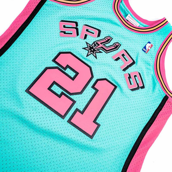 Mens Mitchell & Ness NBA Reload Swingman Jersey Spurs 1998 Tim Duncan