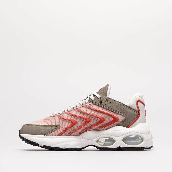 [DQ3984-002] Mens Nike Air Max TW