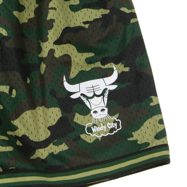 Mens Mitchell & Ness NBA Camo Mesh Shorts Chicago Bulls