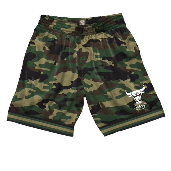 Mens Mitchell & Ness NBA Camo Mesh Shorts Chicago Bulls