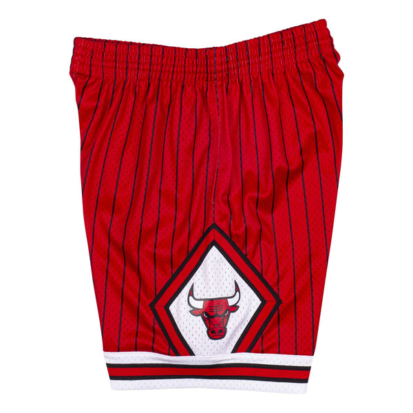 Mens Mitchell & Ness NBA Reload Swingman Short Bulls 1995