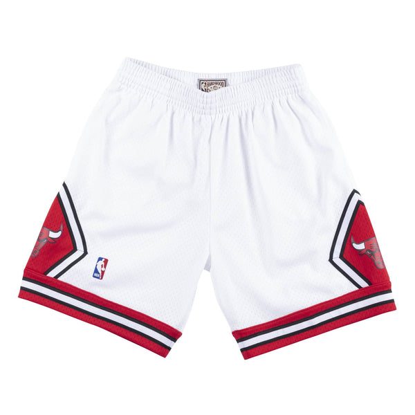 Mens Mitchell & Ness NBA Swingman Shorts 1997-98 Chicago Bulls